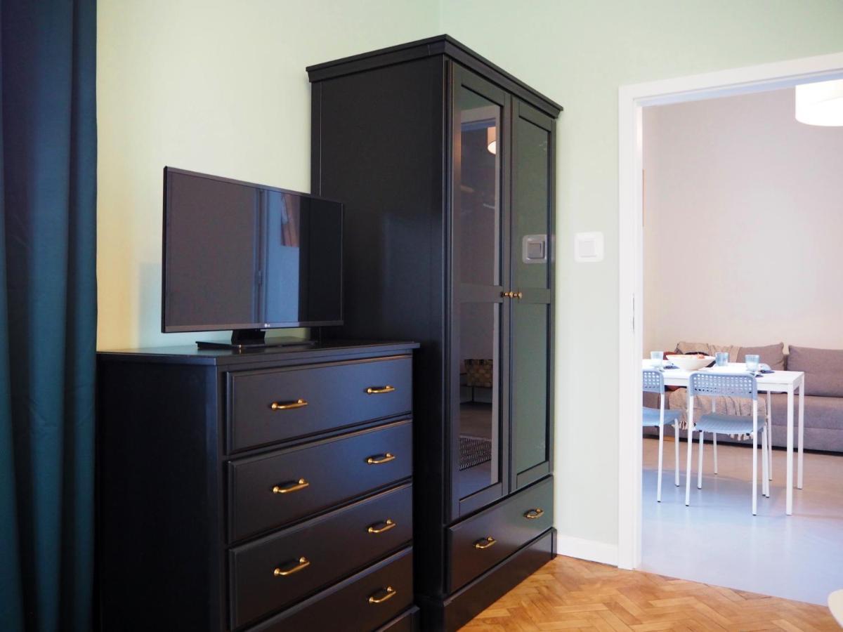 Апартаменти Wawelove Kossak Apt 1 Min To Royal Wawel Castle! Free Parking Краків Екстер'єр фото